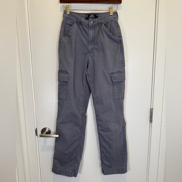 Hollister Women's Charcoal Ultra High Rise Dad Cargo Pants Sz 25 - Picture 2 of 9